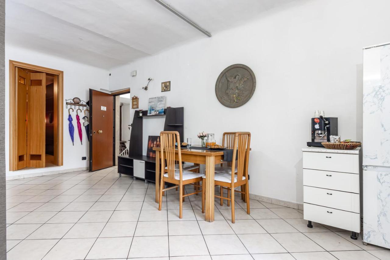 San Nicola Apartments By Rentbeat Бари Екстериор снимка