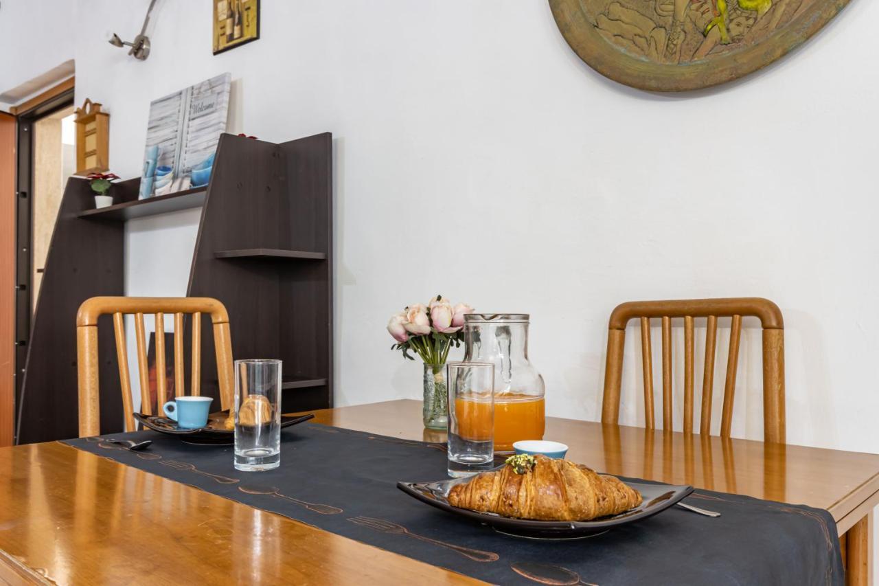 San Nicola Apartments By Rentbeat Бари Екстериор снимка