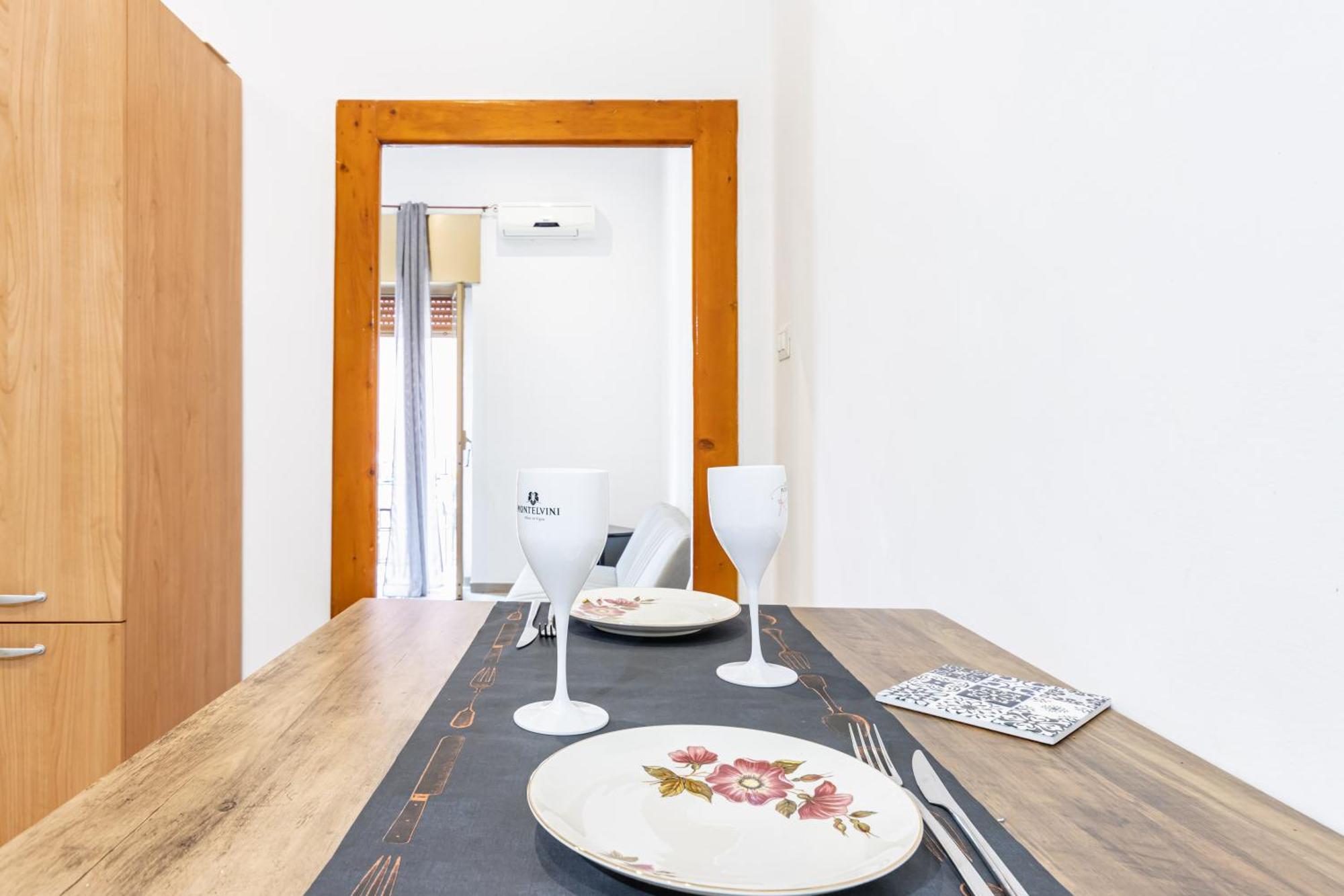 San Nicola Apartments By Rentbeat Бари Екстериор снимка