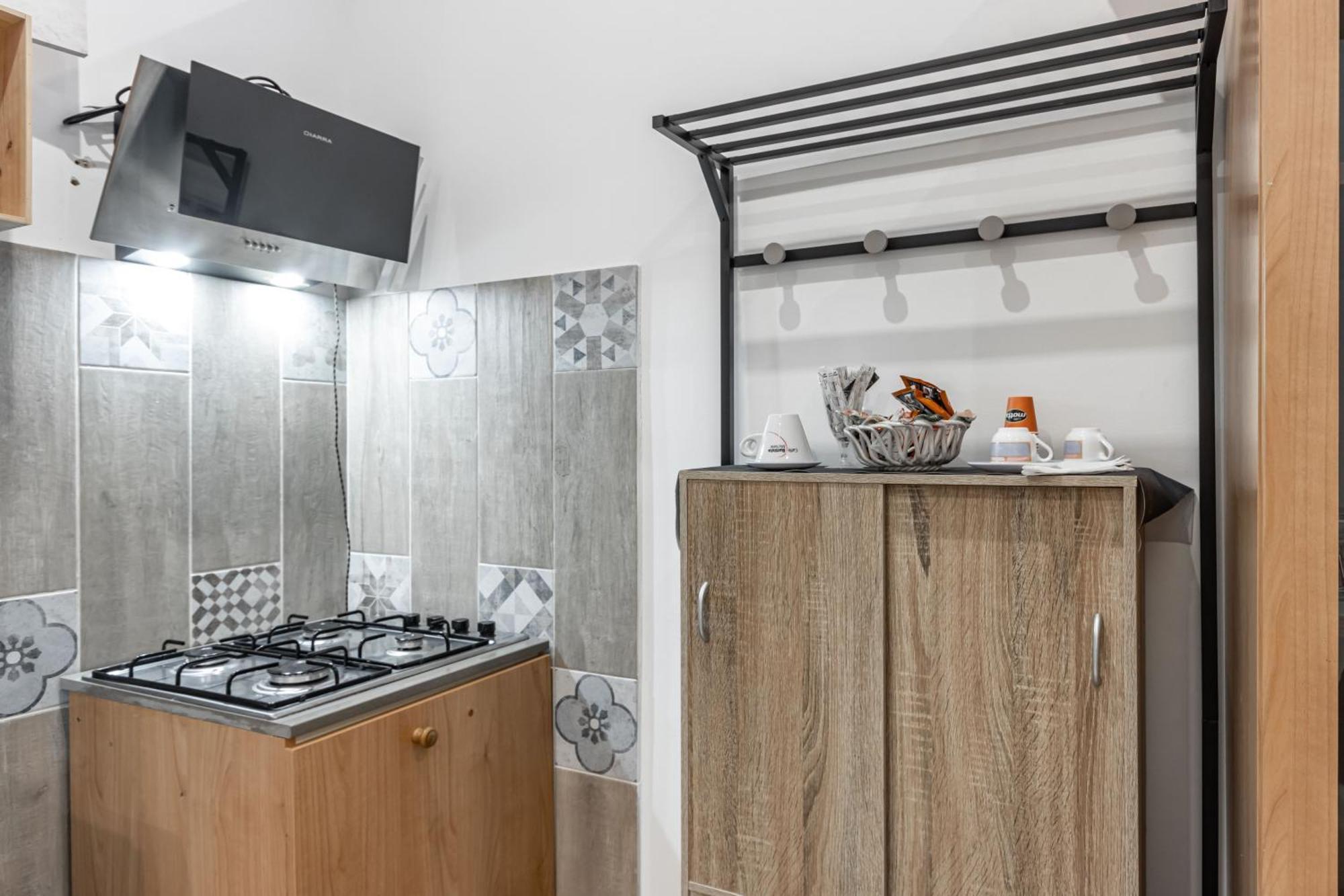 San Nicola Apartments By Rentbeat Бари Екстериор снимка