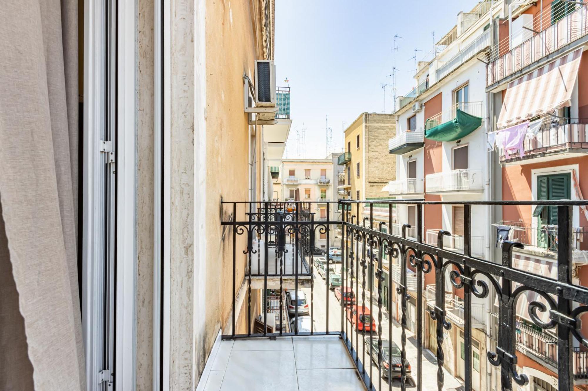 San Nicola Apartments By Rentbeat Бари Екстериор снимка