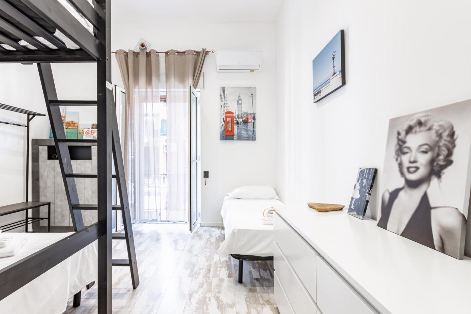 San Nicola Apartments By Rentbeat Бари Екстериор снимка