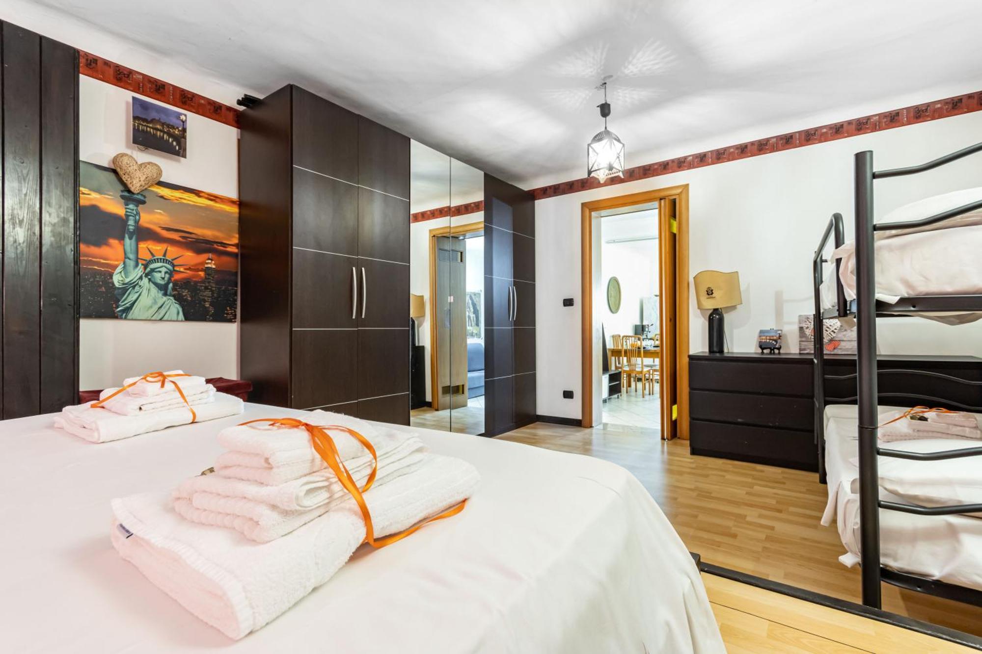 San Nicola Apartments By Rentbeat Бари Екстериор снимка